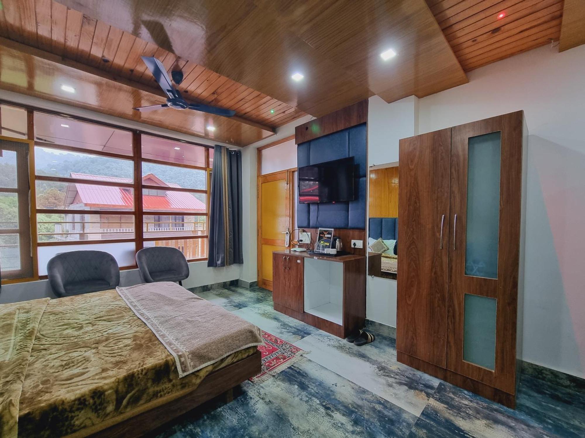Wow Hotels Green View Dalhousie Exterior photo