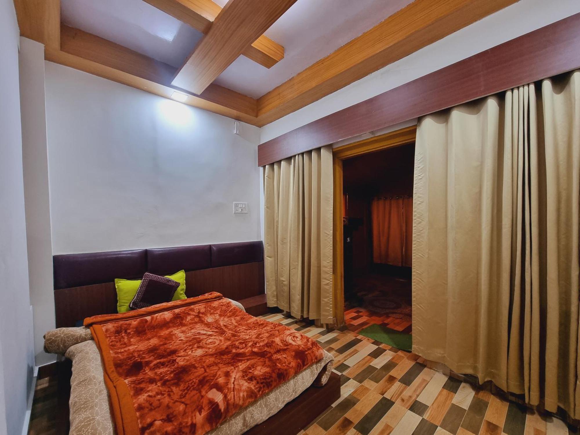 Wow Hotels Green View Dalhousie Exterior photo